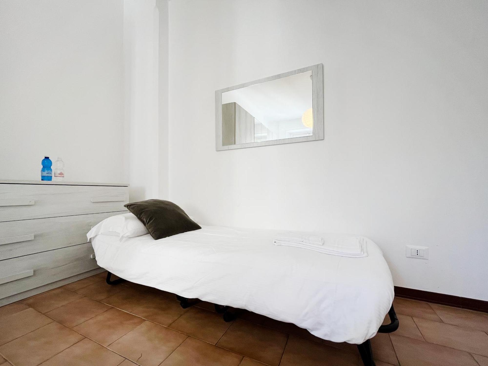 20 Min Duomo *Design Apartment* Milan Bagian luar foto